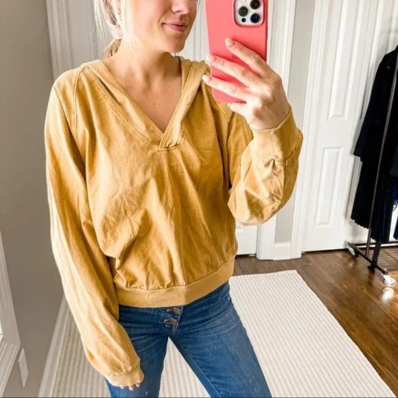 Free People Sweatshirt - Picture 3 of 7